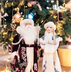 Дед Мороз 53 см в бордовой велюровой шубе