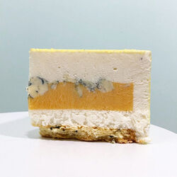 Ксения Нохрина Торт Frische Торт Дуо маракуйя-горгонзола-ваниль Торт Малибу