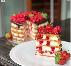 Екатерина Шульженко sweetweekend - Открытый медовик и классический медовик 