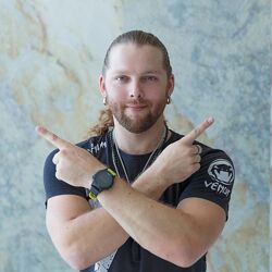 Игорь Пантюшев Лучшие курсы PowerYoga марафон Yantayoga Хатха йога