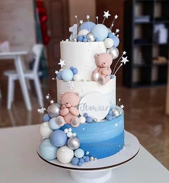 Все секреты двухъярусных тортов Александра Романова