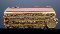 Песочные торты и пирожные Елена Крохмаль