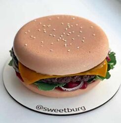 Муссовый торт Бургер Екатерина Климчева