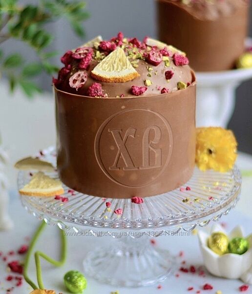 la torte Куличи в шоколадном корпусе