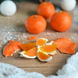 Это не снежки и Это не мандарины Надин Ермолович