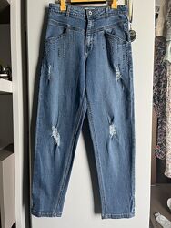 Художні дірки від Mayoral джинси