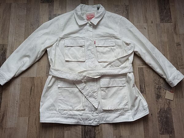  2XL, 56 стильная женская куртка  Levi&acutes оригинал