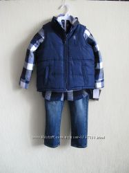 Комплект, жилетка, джинсы и рубашка на 5 и 6 лет