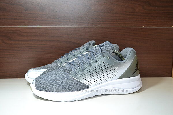 nike air jordan trainer st 45р кроссовки оригинал