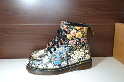 dr. martens 39р ботинки оригинал кожаные с принтом 