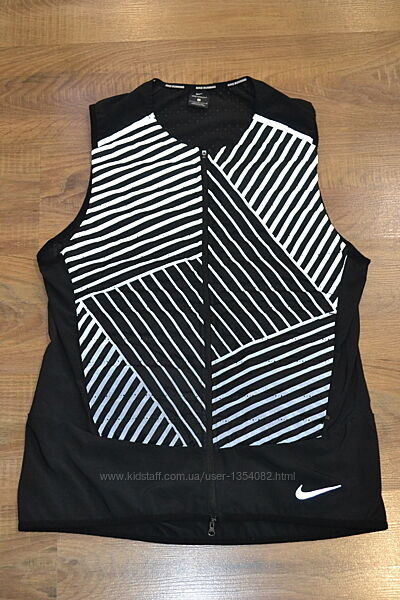 nike aeroflot L жилетка пуховая оригинал беговая спортивная