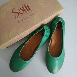 Зелені шкіряні балетки, бренд Sofft. Хороше взуття з Америки