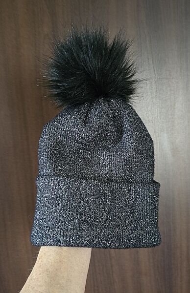 В&acuteязана шапка, next, one size.