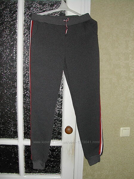 Штаны спортивные размер ХХL серые и черные