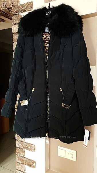 Шикарная зимняя женская куртка пуховик из Америки Новая. Размер М