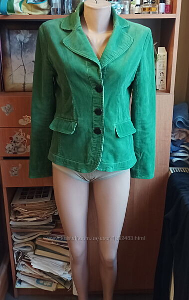 Вельветовый пиджак из котона зелёного цвета scd jeans m