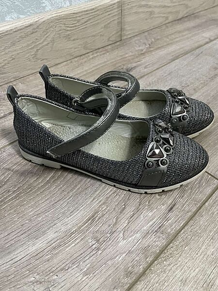 Туфли на девочку 