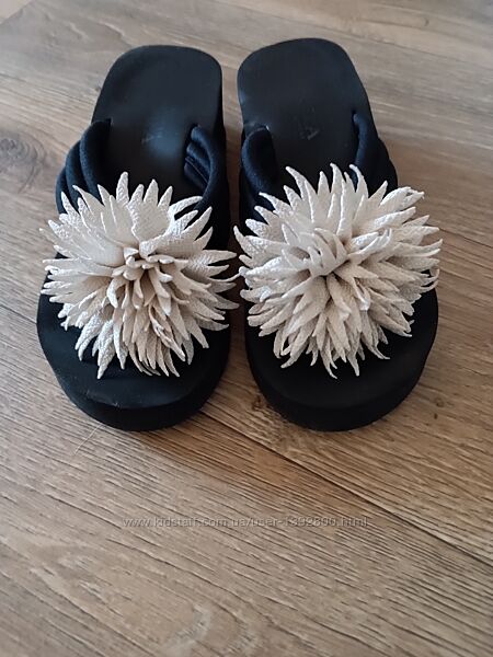 Шлепанцы - вьетнамки женские