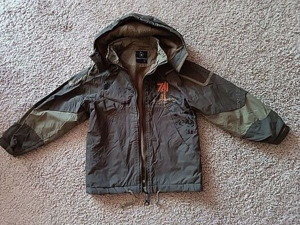 Куртка на мальчика 