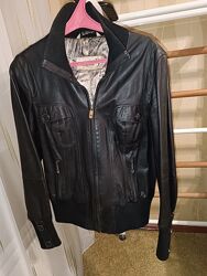 Куртка жіноча шкіряна