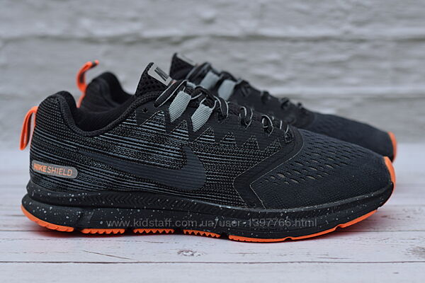 nike shield zoom span 2