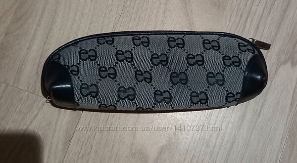 Футляр для очков в стиле Gucci