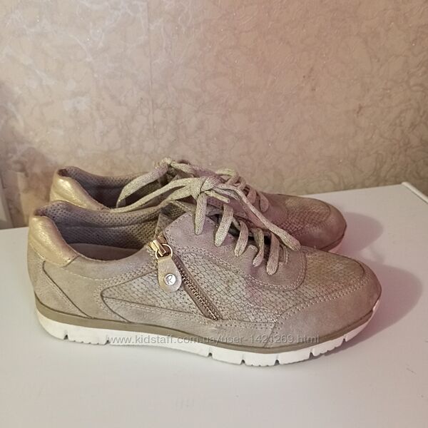 Туфли кросівки жіночі 37,5