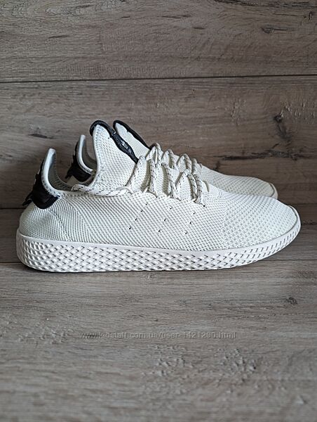 Кроссовки б/у Адидас Adidas Tennis Hu x Pharrell Williams 43-44р 28 см