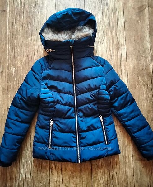 Теплая демисезонная куртка C&A на 8-9 лет