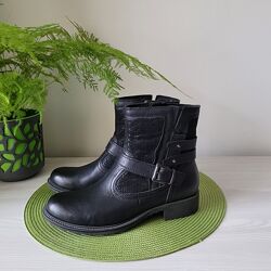 Чобітки шкіряні Оригінал Tamaris рр.39