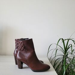 Напівчобітки шкіряні Оригінал Ecco Shape 55 264953 рр.39,40