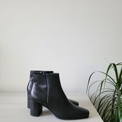 Чобітки шкіряні Оригінал Ecco Shape 60 рр.41