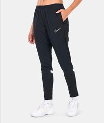 Cпортивні штани nike dri-fit розпродаж