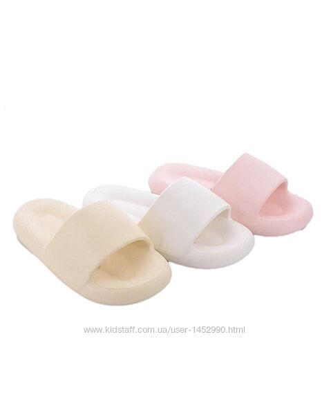 Зручні шльопанці для дівчат 8631
