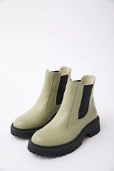 Ботинки без застежки челси зеленые салатовые фисташковые кожаные демисезон