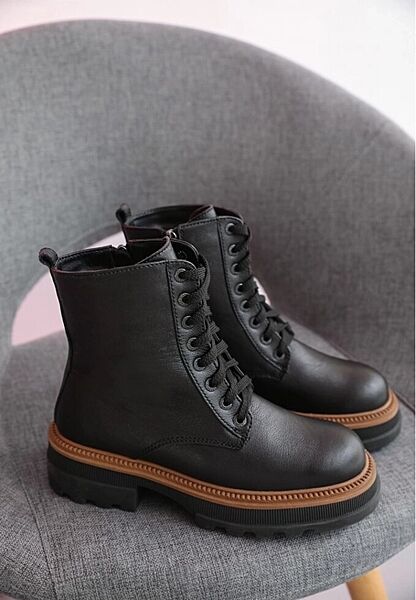 Ботинки женские молодежные зимние кожаные тракторная подошва