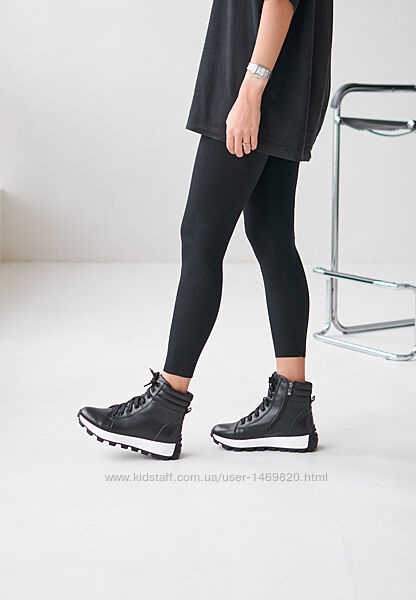 Ботинки черные белая подошва женские демисезон кожа натуральная v7-176-40