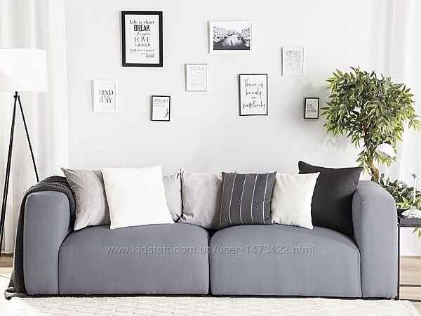 Дизайнерский диван RAUMA непременно станет жемчужиной Вашего интерьера