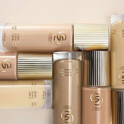 Антивікова тональна основа з пребіотичною сироваткою Giordani Gold