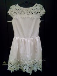  красивое  белое платье