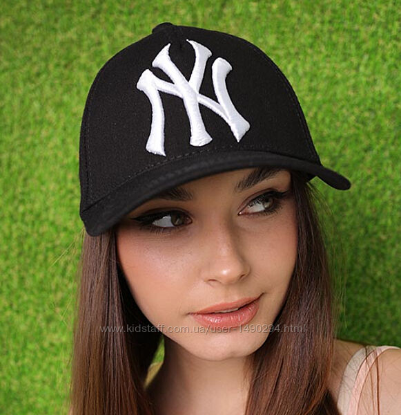 Женская летняя кепка бейсболка черная