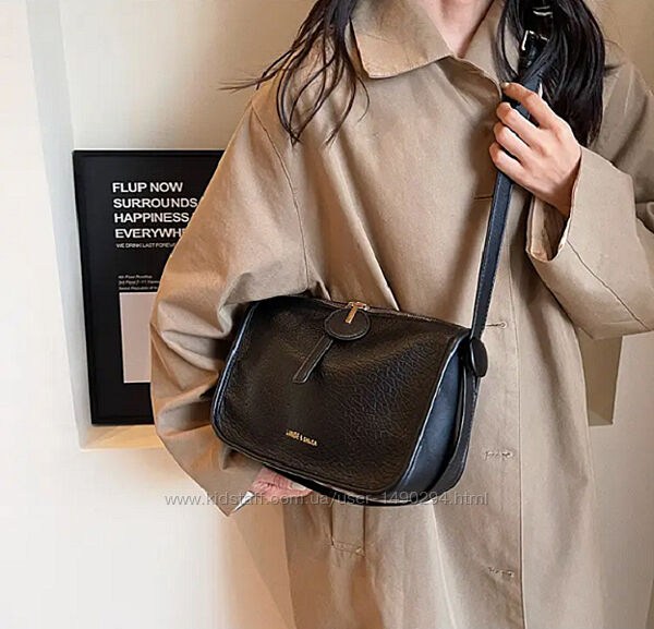 Сумка женская маленькая черная из кожзама