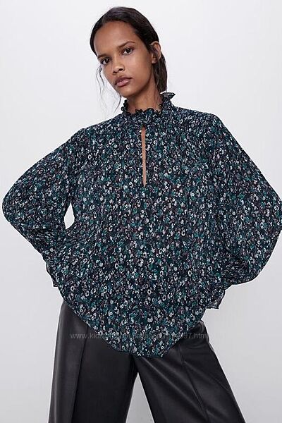 Изысканная блуза зара блузка с воротником стойкой в цветочный принт от ZARA