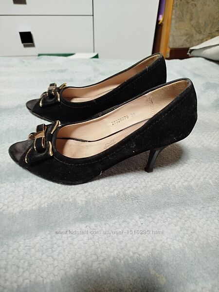 Туфлі жіночі