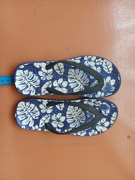 В&acuteєтнимки Crocs 22.5 см