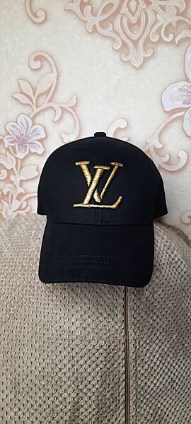 Кепка бейсболка женская Louis Vuitton