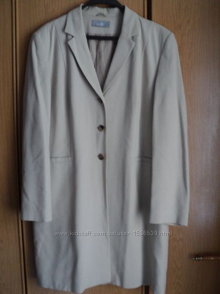 Пиджак белый удлиненный размер 50-52 
