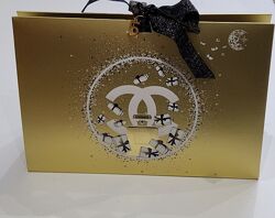   Подарункова коробка, Chanel, Франція