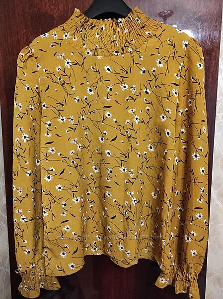 Красивая молодежная блузка р. S/M Англия