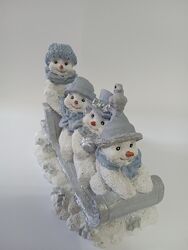 Сніговики, новорічний декор.